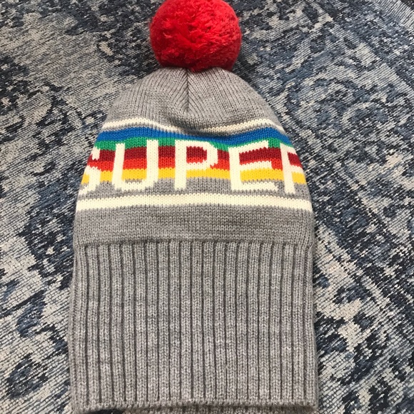 Superdry Accessories - Super dry winter hat